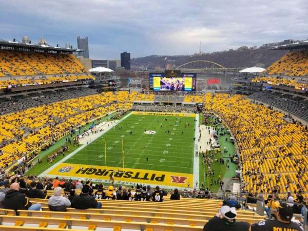 Acrisure Stadium, section: 524, row: bb, seat: 5