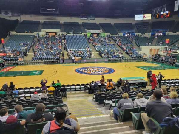 Wolstein Center, section: 124, row: f, seat: 1