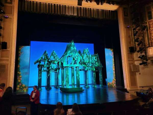 Hanna Theatre, section: Orchestra Center, row: f, seat: 204