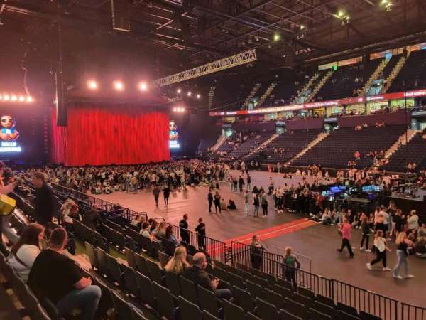 Barclays Arena, Hamburg, section: u4, row: 12, seat: 10