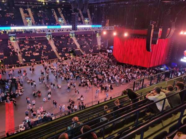 Barclays Arena, Hamburg, section: o15, row: 8, seat: 19