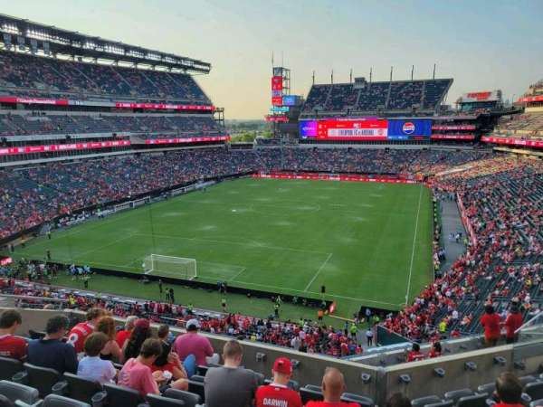 Lincoln Financial Field, section: m13, row: 12, seat: 12