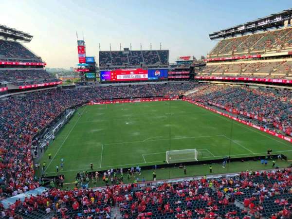Lincoln Financial Field, section: m10, row: 14, seat: 10