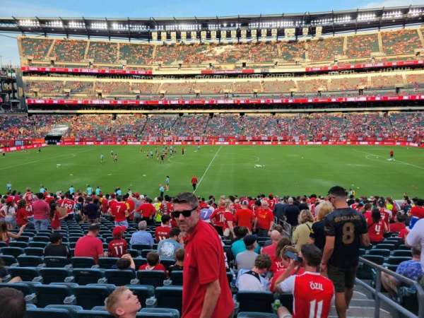 Lincoln Financial Field, section: 101, row: 26, seat: 2