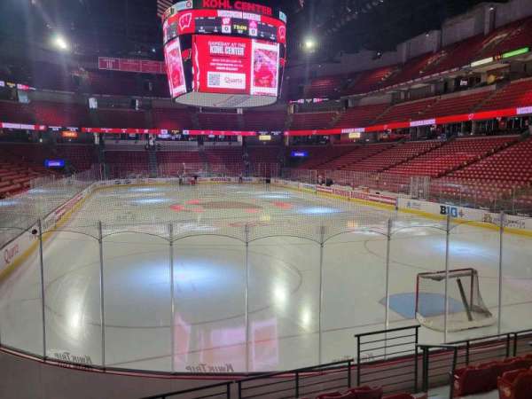 Kohl Center, section: 102, row: g, seat: 7