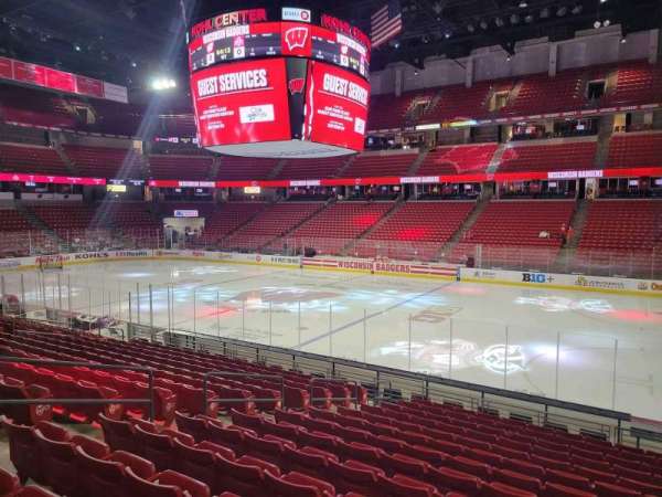 Kohl Center, section: 106, row: p, seat: 8
