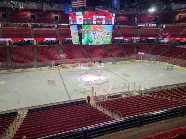 Kohl Center, section: 209, row: d, seat: 12