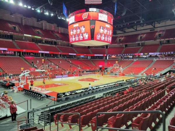 Kohl Center, section: 111, row: k, seat: 4