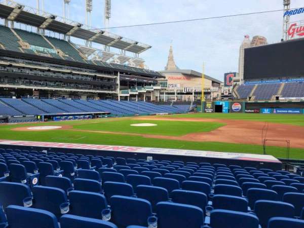 Progressive Field, section: 140, row: s, seat: 5