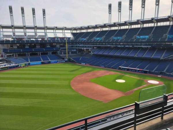 Progressive Field, section: 472, row: c, seat: 5