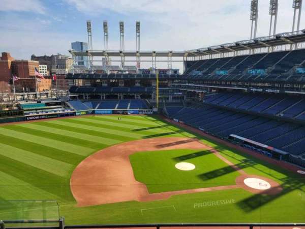 Progressive Field, section: 463, row: d, seat: 5
