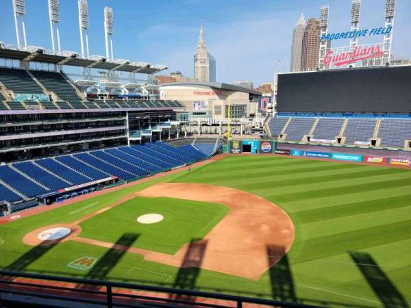 Progressive Field, section: 437, row: c, seat: 5