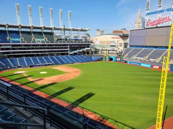 Progressive Field, section: 423, row: c, seat: 5