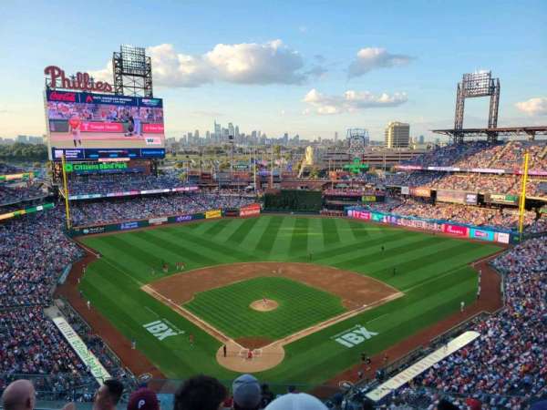 Citizens Bank Park, section: 420, row: 5, seat: 8