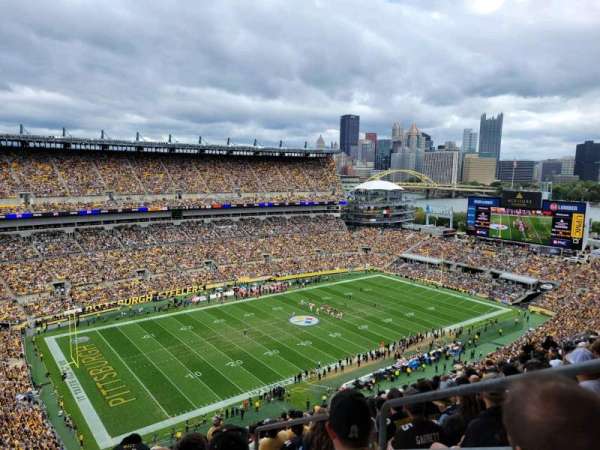 Acrisure Stadium, section: 529, row: Y, seat: 3