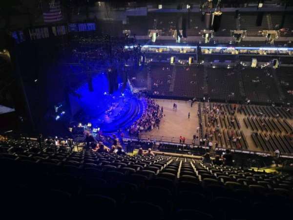CHI Health Center Omaha, section: 222, row: s, seat: 10