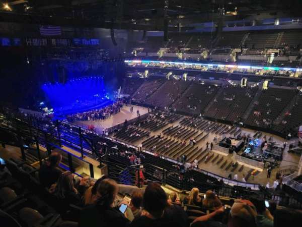 CHI Health Center Omaha, section: 218, row: h, seat: 15