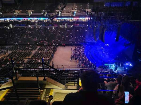 CHI Health Center Omaha, section: 203, row: g, seat: 16