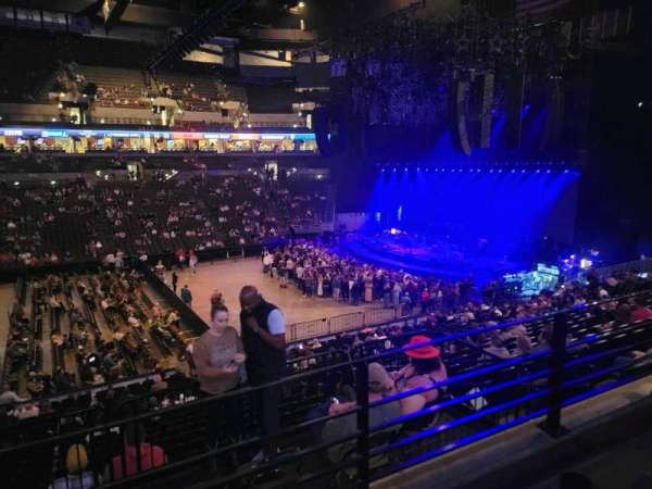 CHI Health Center Omaha, section: 105, row: bb, seat: 8