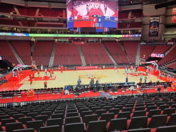 Pinnacle Bank Arena, section: 107, row: 22, seat: 10