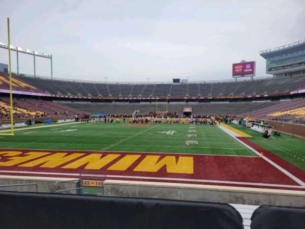 Huntington Bank Stadium, section: 148, row: 10, seat: 16