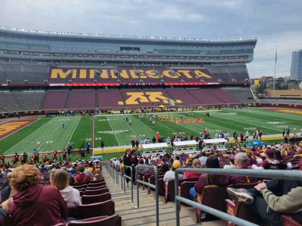 Huntington Bank Stadium, section: 113, row: 31, seat: 1