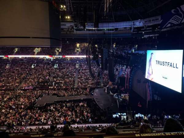 Rogers Arena, section: 307, row: 6, seat: 4
