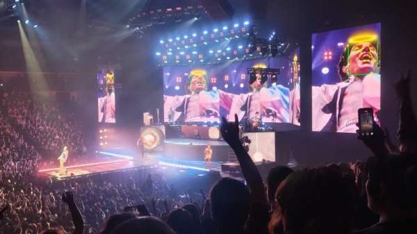 American Airlines Center, section: 106, row: S, seat: 7