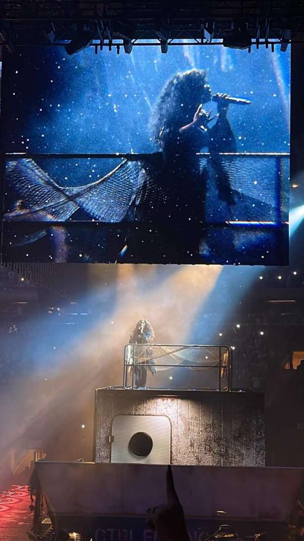 Madison Square Garden, section: 109, row: 13, seat: 17