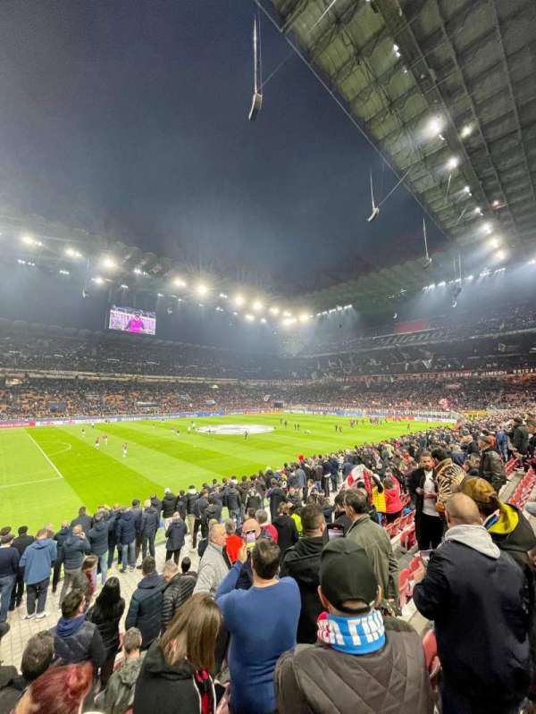 San Siro, section: V, row: 9, seat: 12