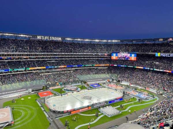 MetLife Stadium, section: 343, row: 6, seat: 3