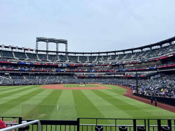 Citi Field, section: 134, row: 4, seat: 25