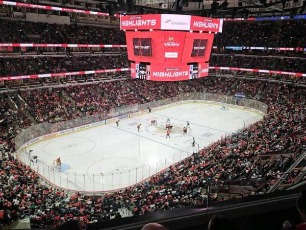United Center, section: 305, row: 3, seat: 5