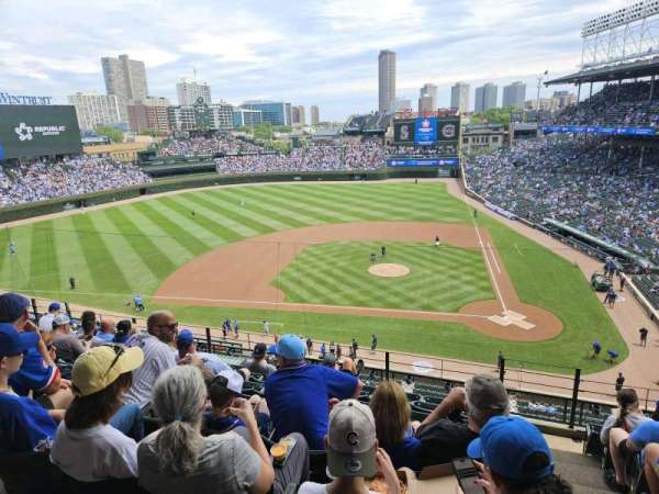Wrigley Field, section: 312L, row: 8, seat: 16