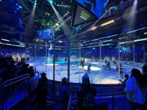 Climate Pledge Arena, section: 22, row: E, seat: 7