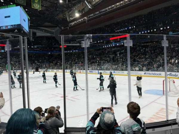 Climate Pledge Arena, section: 22, row: E, seat: 7