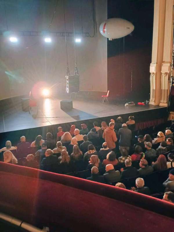 Theatre Royal Brighton, section: royal circle, row: a, seat: 7