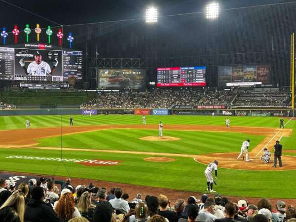 Rate Field, section: 135, row: 17, seat: 6