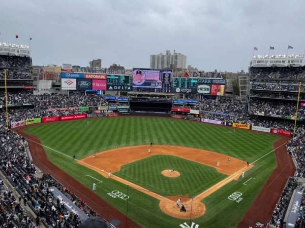 Yankee Stadium, section: 320C, row: 7, seat: 7