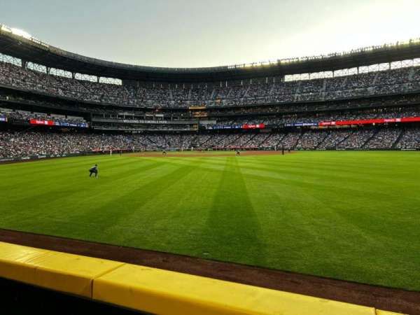 T-Mobile Park, section: 106, row: 23, seat: 10