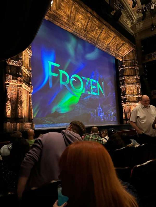 Theatre Royal Drury Lane, section: Stalls, row: F, seat: 41