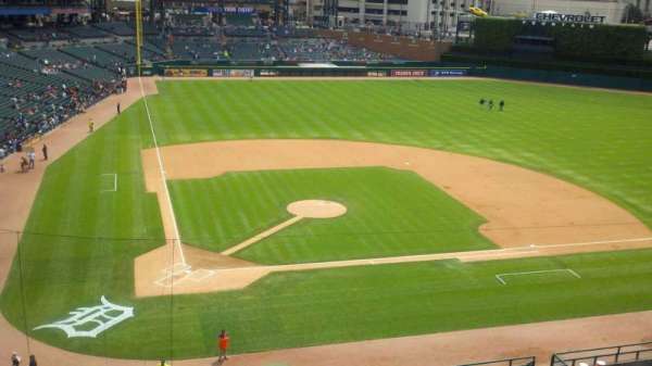Comerica Park, section: 324, row: 1, seat: 9
