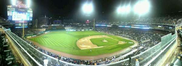 Comerica Park, section: 336, row: B, seat: 4