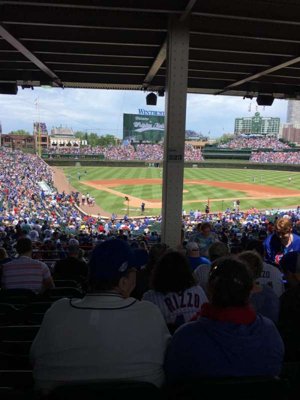 Wrigley Field, section: 223, row: 11, seat: 19