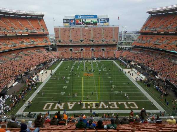 Huntington Bank Field, section: 347, row: 28, seat: 11
