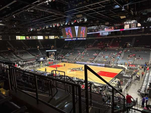 Michelob Ultra Arena, section: 209, row: E, seat: 8