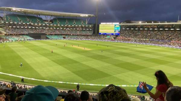 Sydney Cricket Ground, section: CHCHL4, row: N, seat: 137