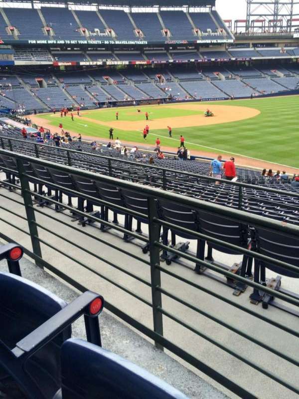 Turner Field, section: 225, row: 2, seat: 105