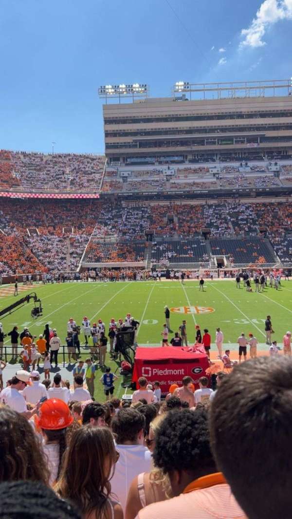 Neyland Stadium, section: E, row: 19, seat: 24