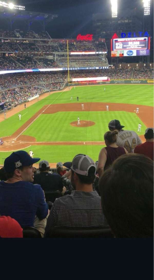 Truist Park, section: 220, row: 5, seat: 4